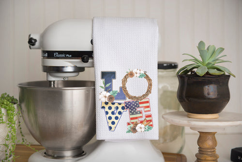 LOVE Cotton Wreath Waffle Weave Kitchen Towel